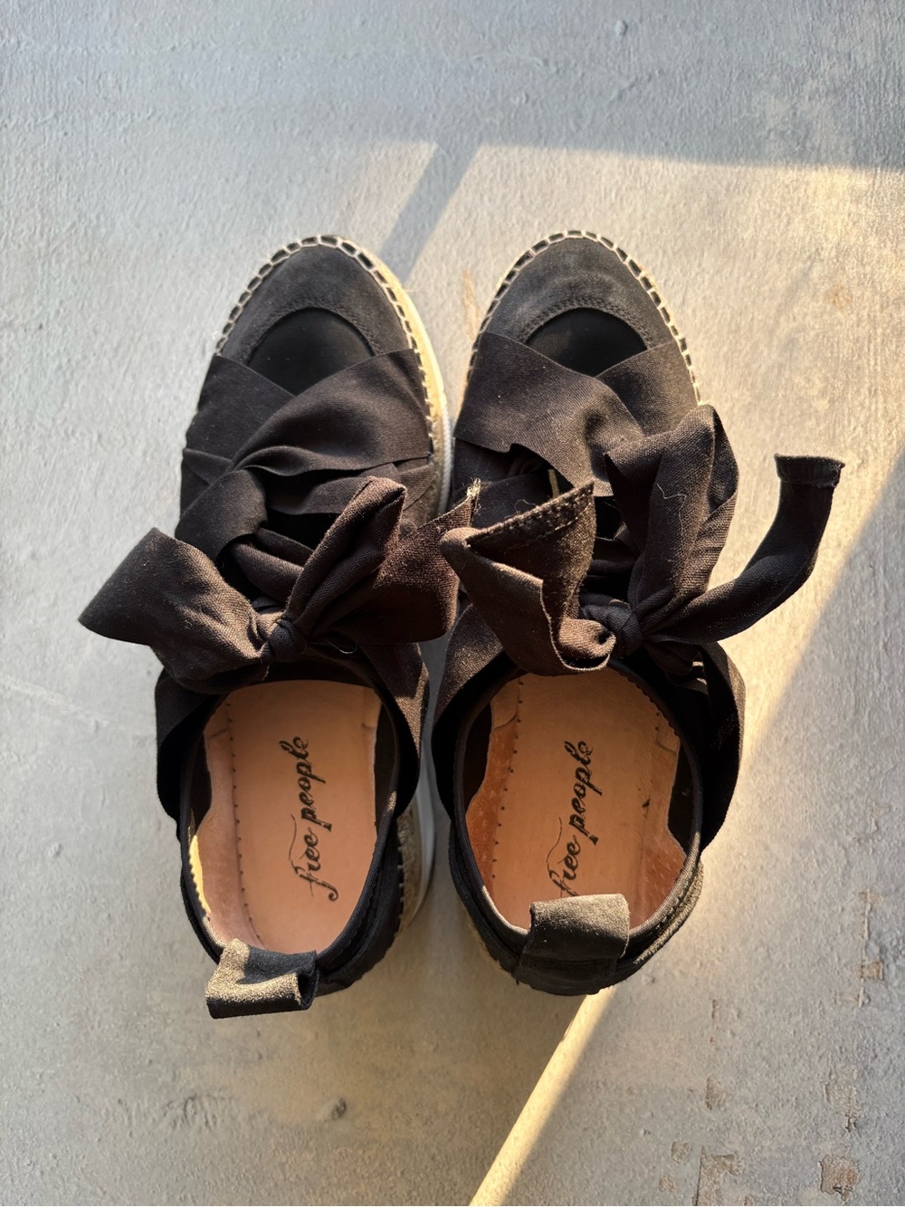 Free People Black Bow Platforms, Size 8.5